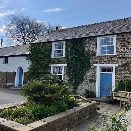 Lake Villa Holiday Cottages Holsworthy Exterior foto